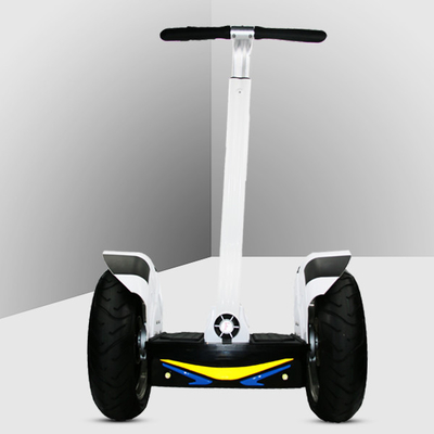 Negro elegante del hoverboard de las ruedas de balanza de la venta al por mayor de la fábrica de China 2