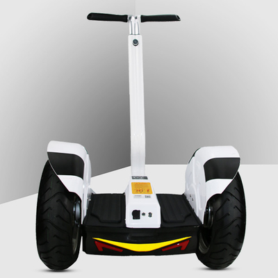 Negro elegante del hoverboard de las ruedas de balanza de la venta al por mayor de la fábrica de China 2