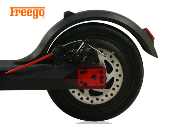 Vespa eléctrica adorable negra del retroceso para la gama adolescente del 13-30km por carga