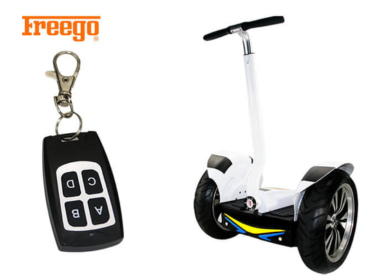 Uno mismo de Off Road de 19 pulgadas que equilibra la vespa eléctrica elegante de 2 ruedas con los neumáticos grandes